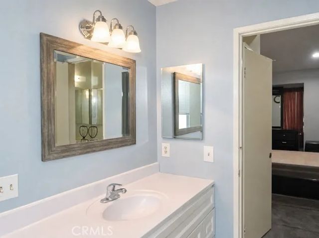 8714 Willis, Panorama City, CA 91402