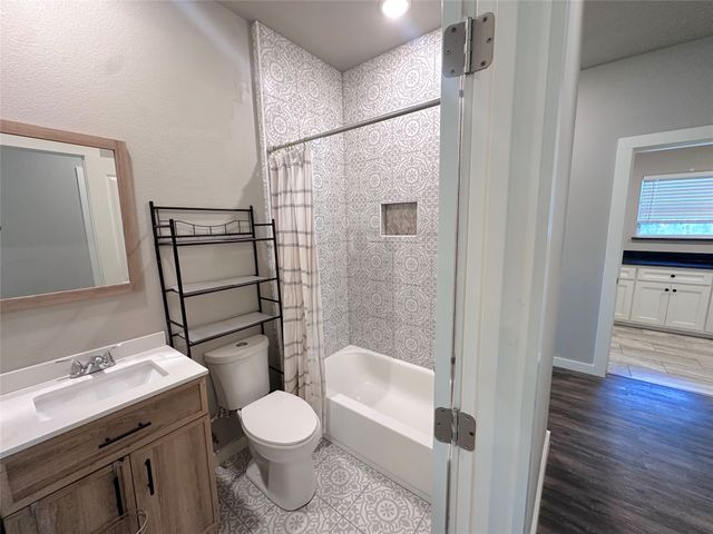 2903 Carpenter Avenue, Dallas, TX 75215