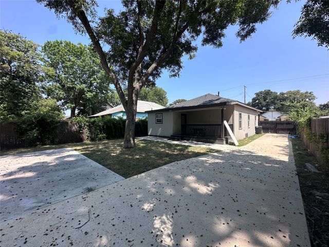 2903 Carpenter Avenue, Dallas, TX 75215