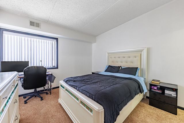 1504 WOODBRIDGE Road 3F, Joliet, IL 60436