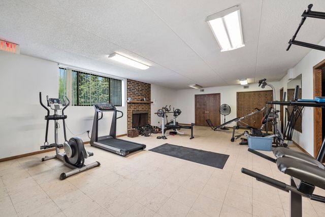 1504 WOODBRIDGE Road 3F, Joliet, IL 60436