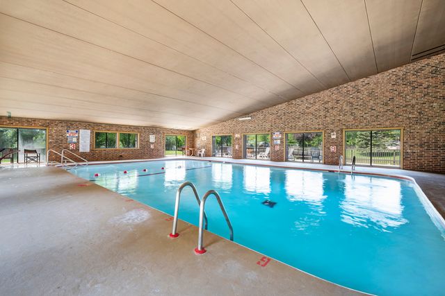 1504 WOODBRIDGE Road 3F, Joliet, IL 60436