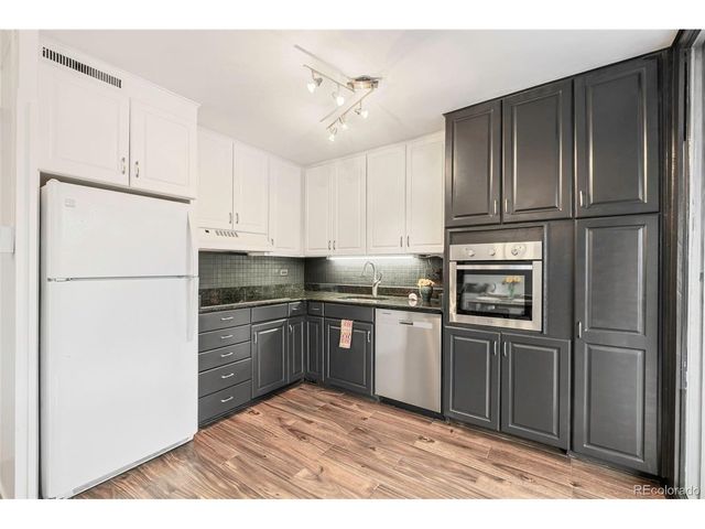 790 N Washington St 210, Denver, CO 80203