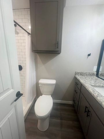 103 S Jordan Street, Whitesboro, TX 76273