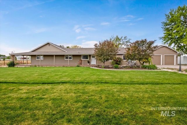 2333 N Mountain Ash Ave, Kuna, ID 83634 property photo