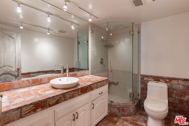 22548 Pacific Coast Highway 101, Malibu, CA 90265