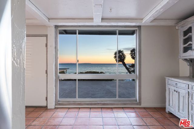 22548 Pacific Coast Highway 101, Malibu, CA 90265