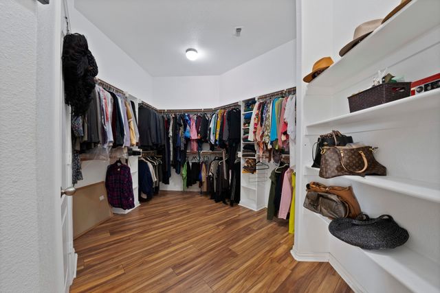 1611 Mustang Court, Cedar Hill, TX 75104