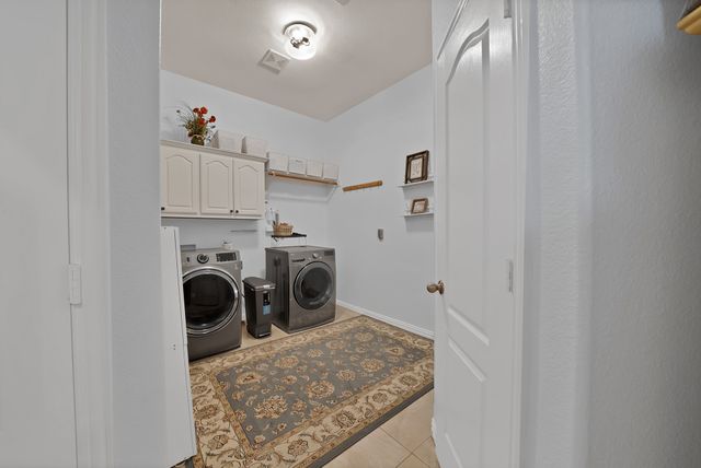 1611 Mustang Court, Cedar Hill, TX 75104