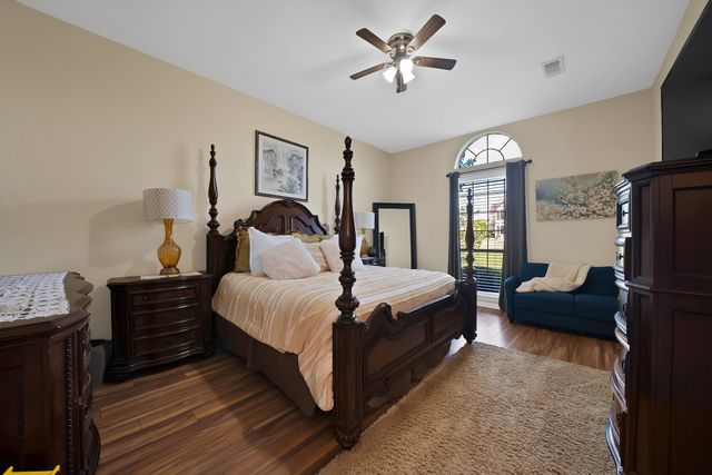 1611 Mustang Court, Cedar Hill, TX 75104