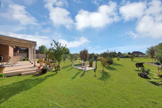 1611 Mustang Court, Cedar Hill, TX 75104