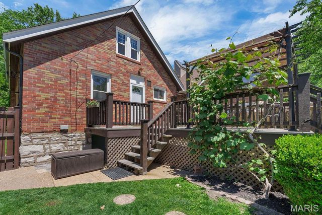 5544 Murdoch Avenue, St Louis, MO 63109