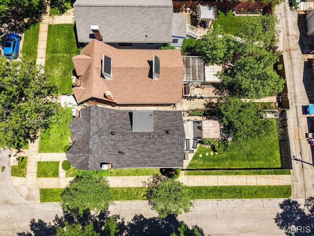 5544 Murdoch Avenue, St Louis, MO 63109