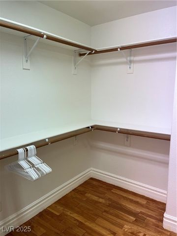 2937 Copper Beach Court, Las Vegas, NV 89117