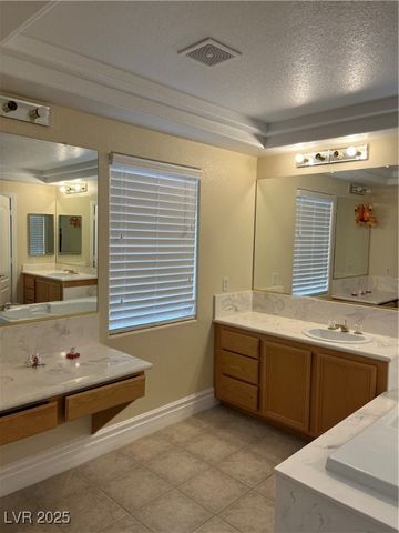 2937 Copper Beach Court, Las Vegas, NV 89117