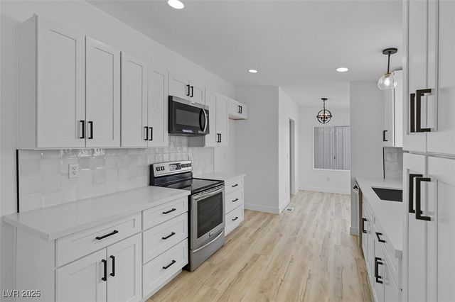 3050 Van Lane, Pahrump, NV 89048