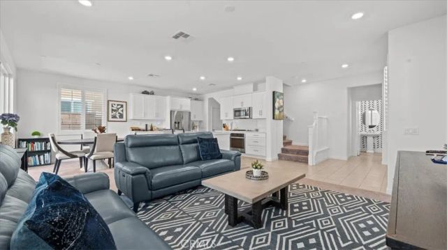 16154 Lozano Street 7, Fontana, CA 92336
