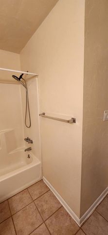 85 SE 16TH AVENUE F301, Gainesville, FL 32601