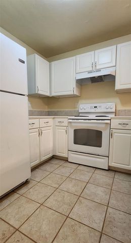 85 SE 16TH AVENUE F301, Gainesville, FL 32601