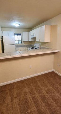 85 SE 16TH AVENUE F301, Gainesville, FL 32601