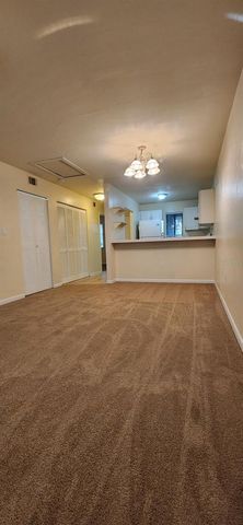 85 SE 16TH AVENUE F301, Gainesville, FL 32601