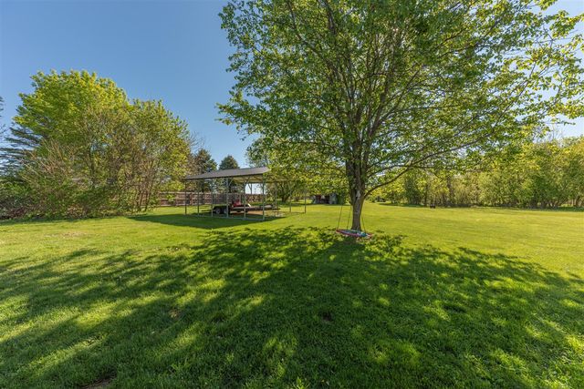 12199 N Meridian Road, Pleasant Lake, MI 49272