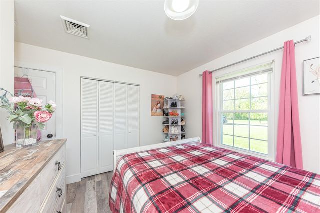12199 N Meridian Road, Pleasant Lake, MI 49272