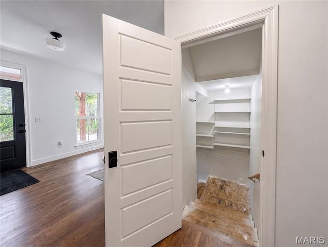 272 Spring House Valley, Pacific, MO 63069