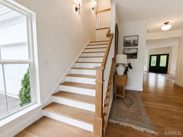 272 Spring House Valley, Pacific, MO 63069