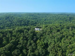 272 Spring House Valley, Pacific, MO 63069