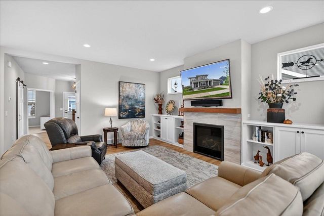 307 Galileo Drive, Madison, WI 53718