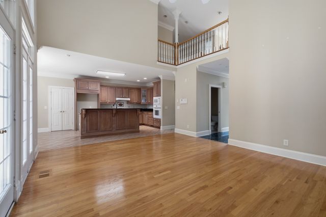 7813 Indian Springs Dr, Nashville, TN 37221