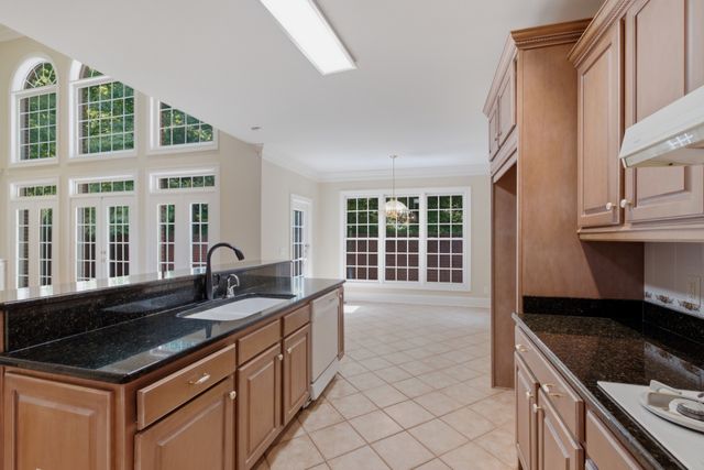 7813 Indian Springs Dr, Nashville, TN 37221