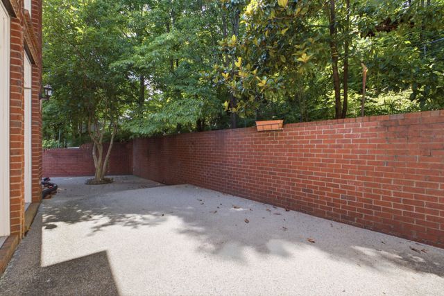7813 Indian Springs Dr, Nashville, TN 37221