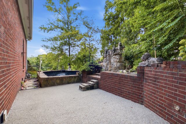 7813 Indian Springs Dr, Nashville, TN 37221
