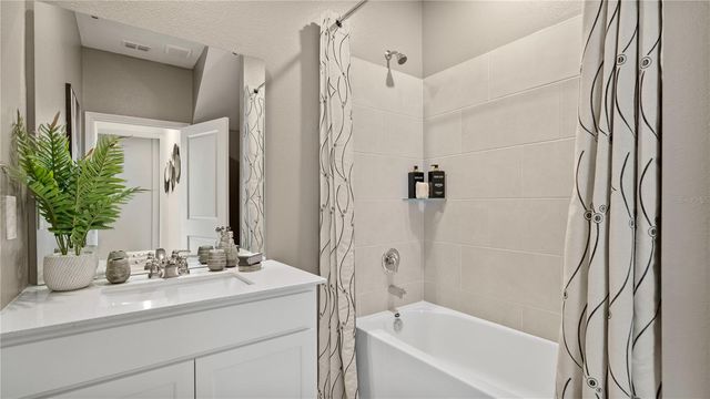 2214 JENNIO DRIVE, Haines City, FL 33844