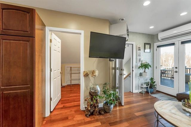 34 Stable Rd, Milford, NH 03055