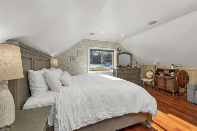 34 Stable Rd, Milford, NH 03055