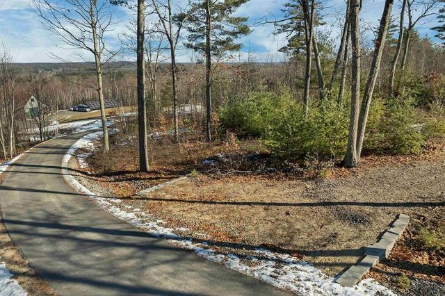 34 Stable Rd, Milford, NH 03055