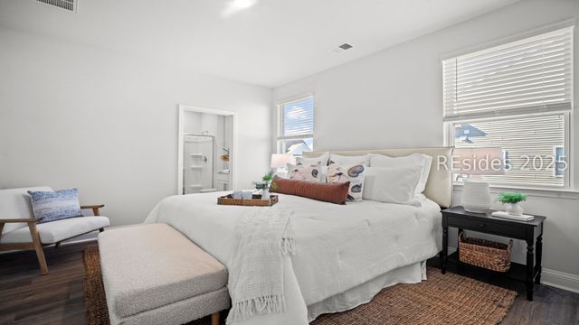 37 Bottom Board Court, Ridgeland, SC 29936