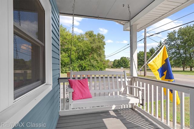 505 E Columbia, Belleville, MI 48111