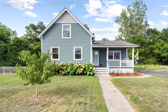 505 E Columbia, Belleville, MI 48111