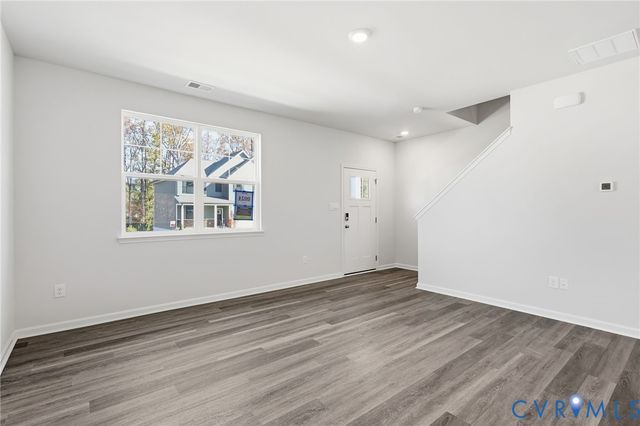 9556 Fuchsia Dr, Chester, VA 23237