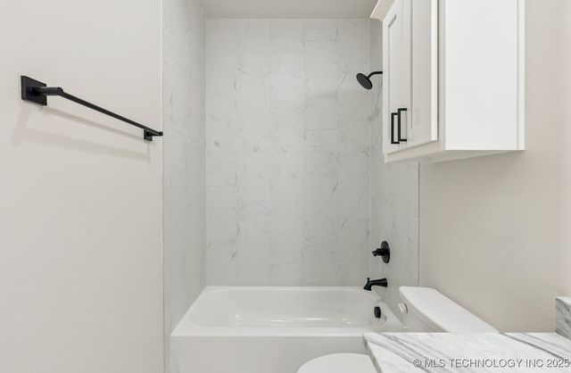 5402 E 126th Street S, Bixby, OK 74008