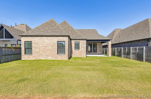 5402 E 126th Street S, Bixby, OK 74008