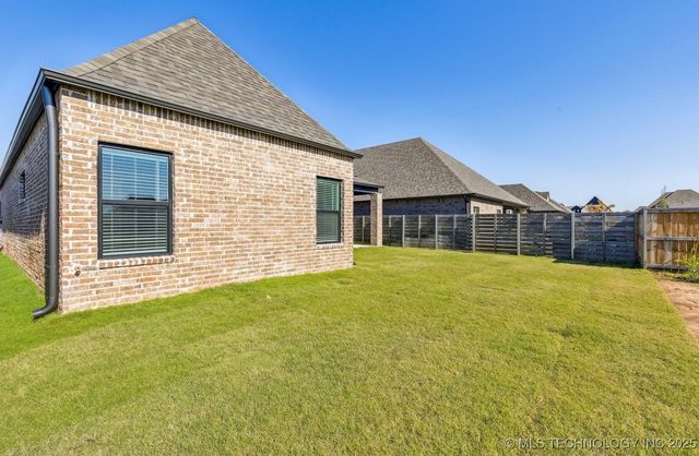 5402 E 126th Street S, Bixby, OK 74008