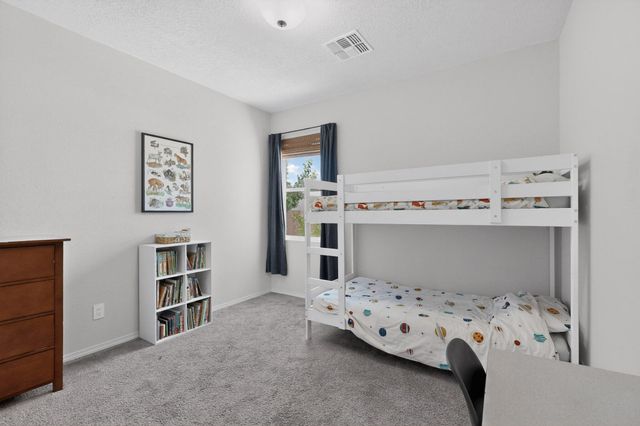 6129 Strand Loop SE, Albuquerque, NM 87106