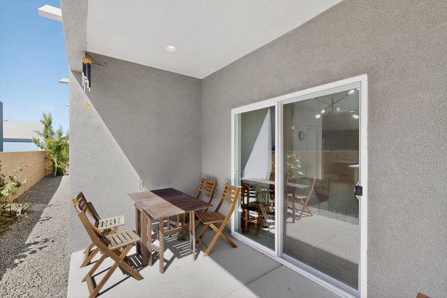 6129 Strand Loop SE, Albuquerque, NM 87106