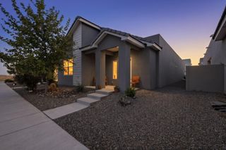 6129 Strand Loop SE, Albuquerque, NM 87106