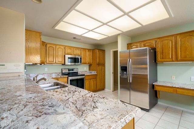 2155 S LINDENWOOD -- S, Mesa, AZ 85209